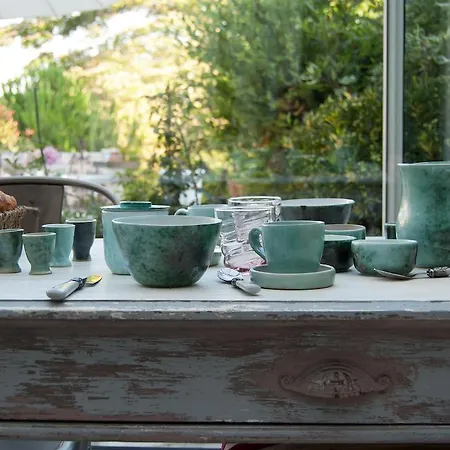 לינה וארוחת בוקר Balade D'alienor 3*